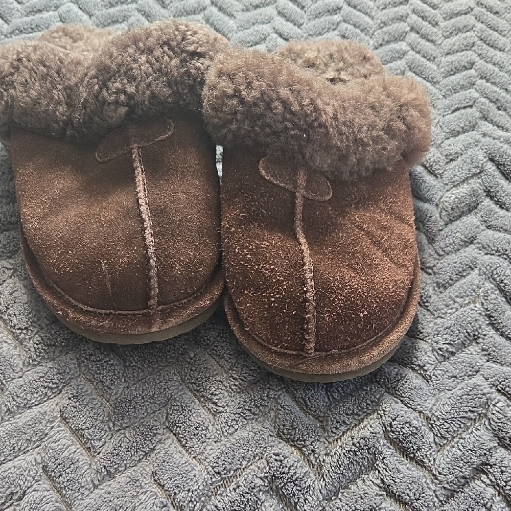 BearPaw Brown Kids' Slippers